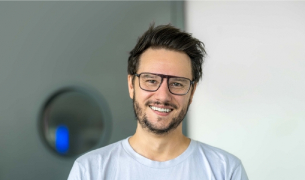 Porträtfoto Florian Schade