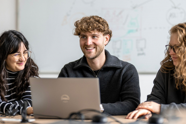 Ausbildung | Heinlein Support GmbH